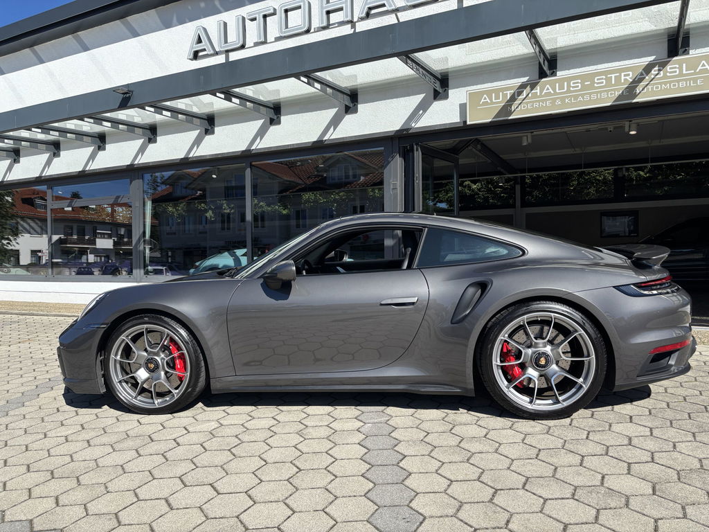 Porsche 992 Turbo