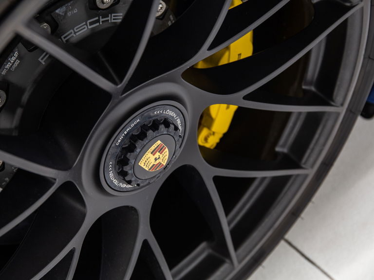 Porsche 991.2 Carrera 4 GTS