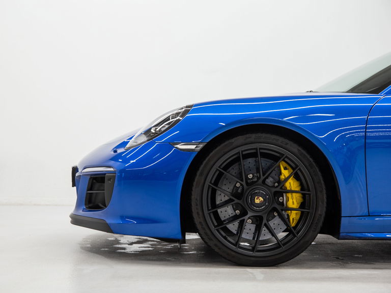 Porsche 991.2 Carrera 4 GTS