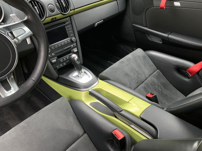 Porsche 987 Cayman R