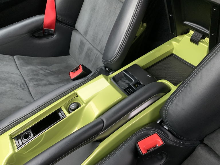 Porsche 987 Cayman R