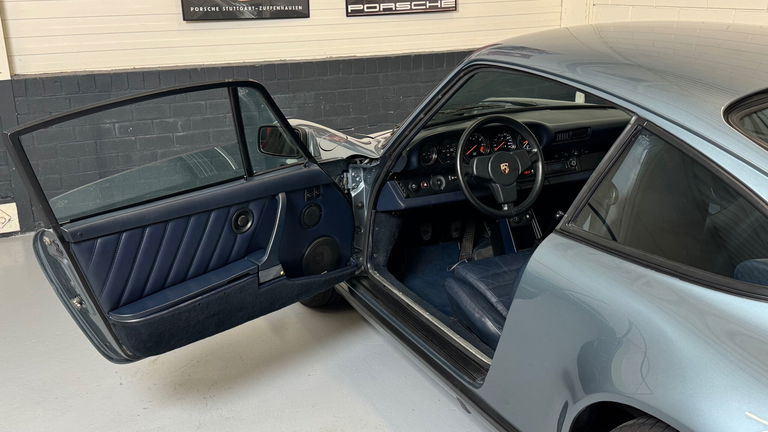 Porsche 911 Carrera 3.2