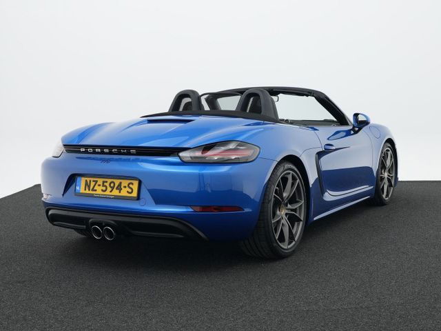 Porsche 718 Boxster