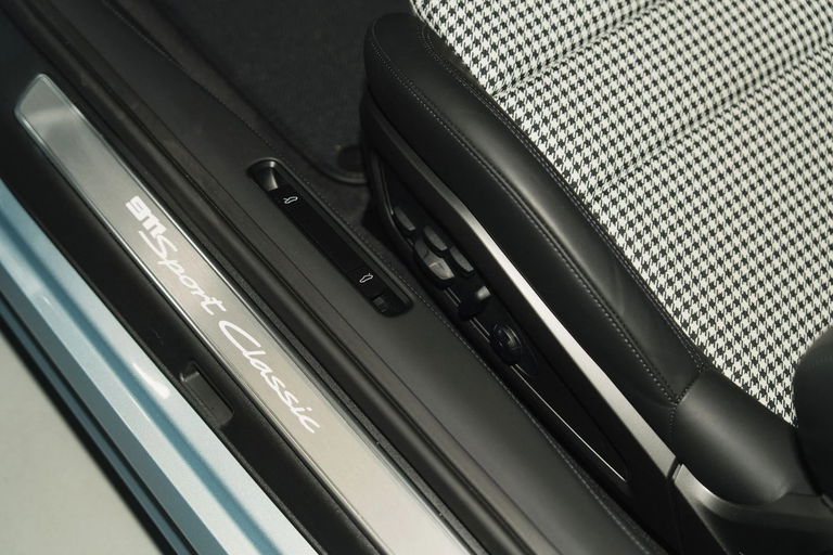 Porsche 992 Sport Classic