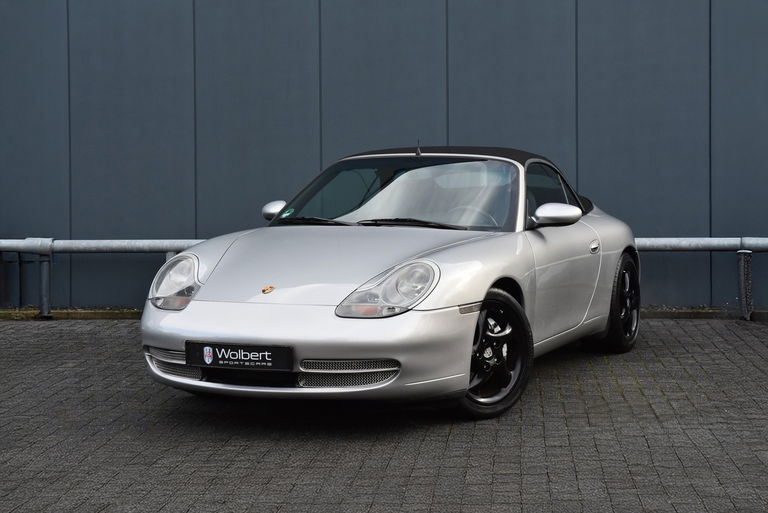 Porsche 996 Carrera 4