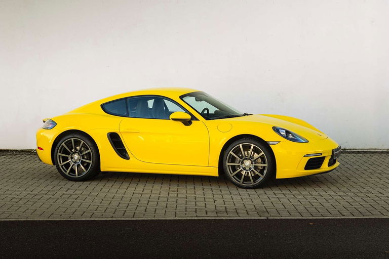 Porsche 718 Cayman