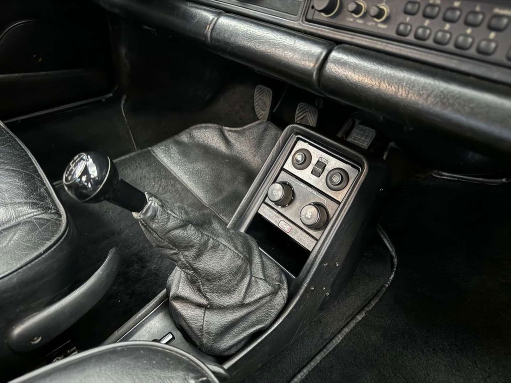 Porsche 911 Turbo 3.3