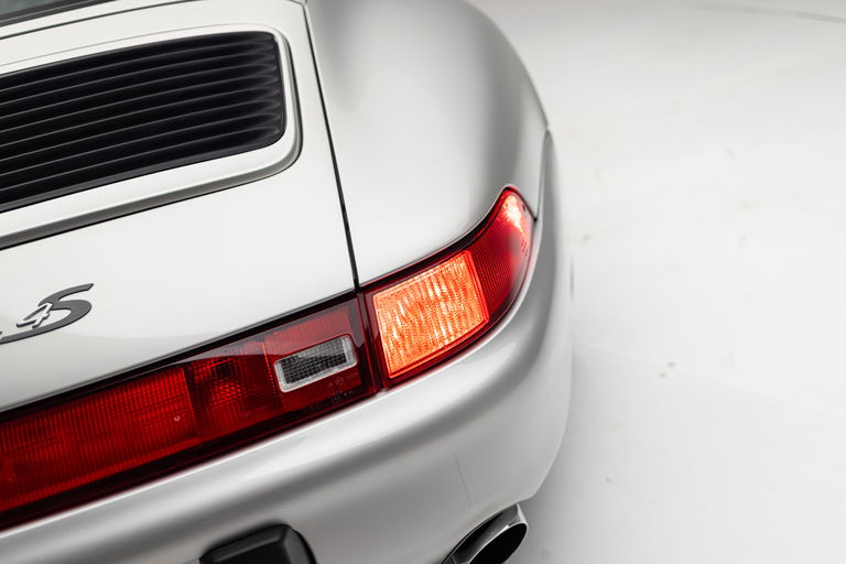 Porsche 993 Carrera 4S