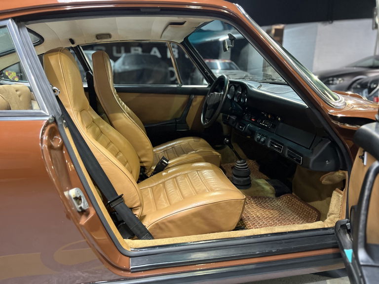 Porsche 911 Carrera (US)