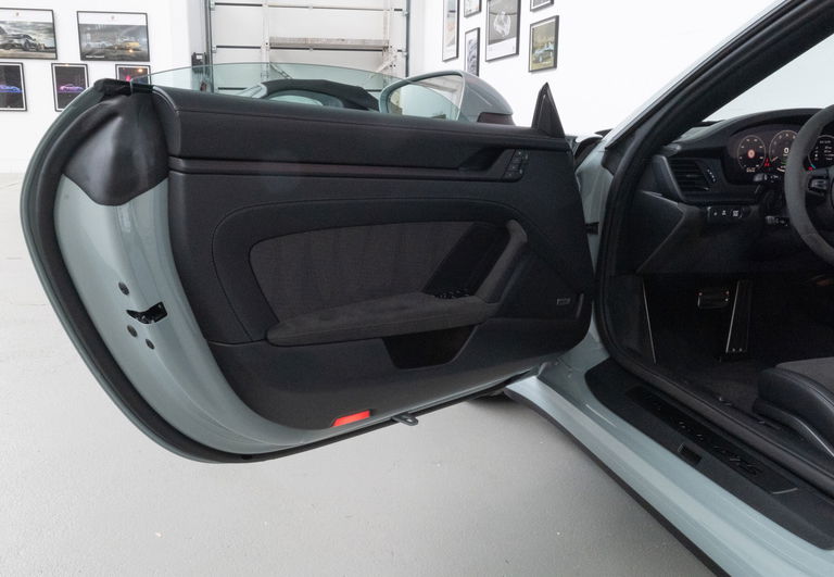 Porsche 992.2 Carrera GTS