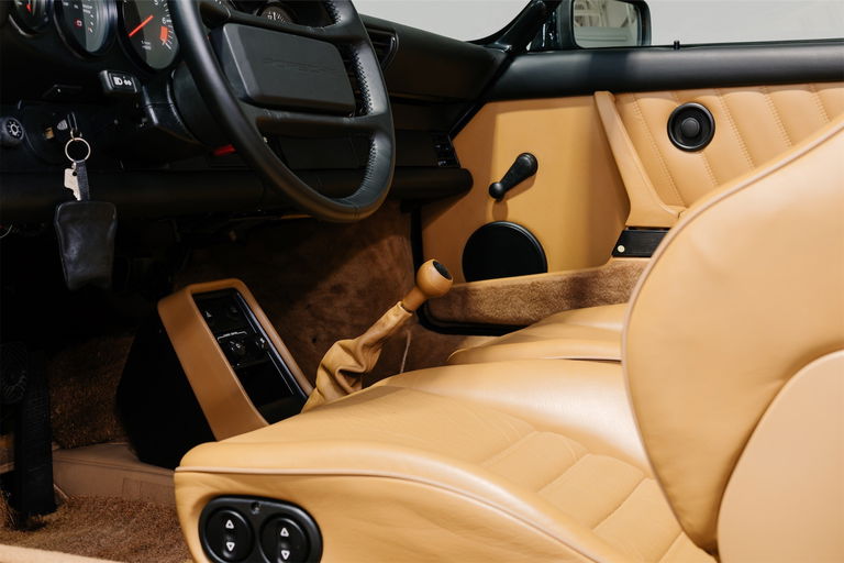 Porsche 911 Carrera 3.2 Speedster