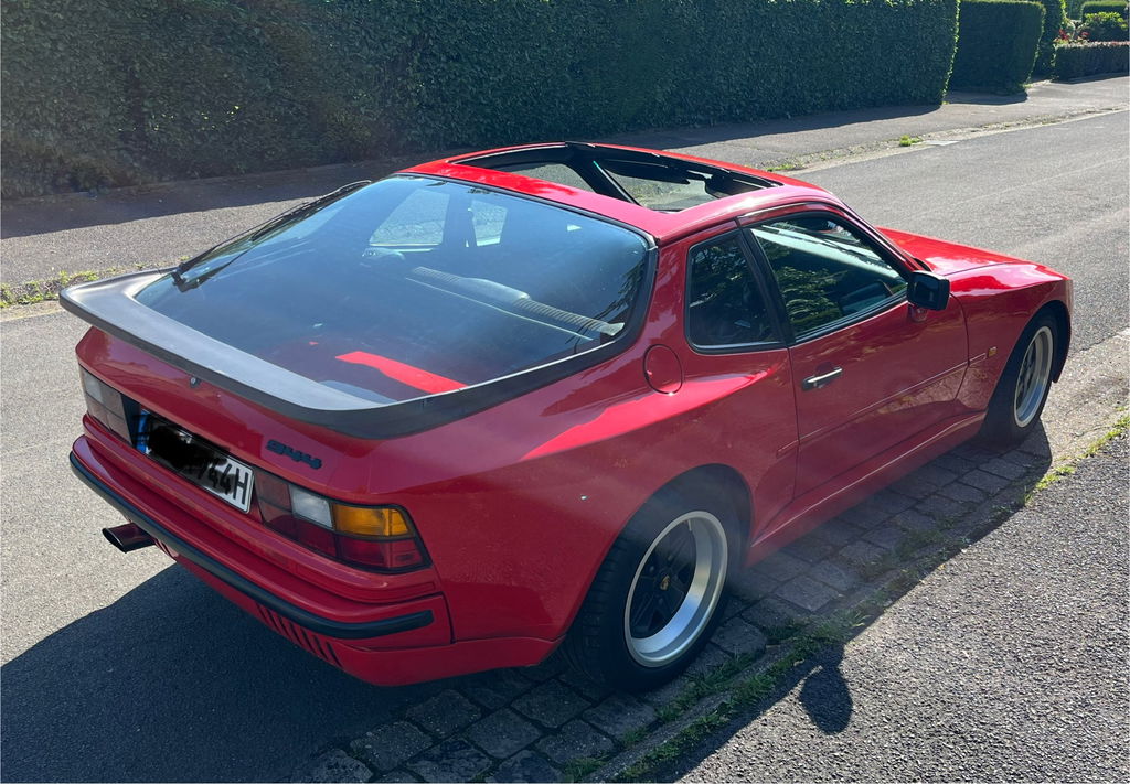 Porsche 944 Coupé