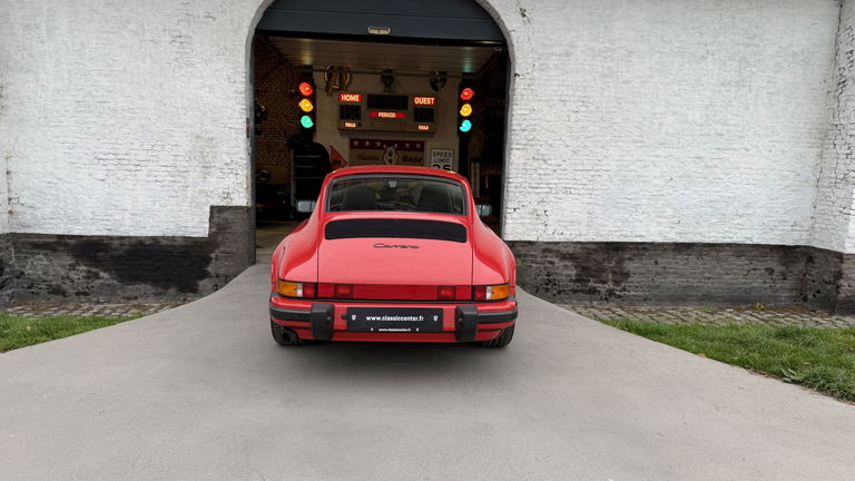 Porsche 911 Carrera 3.2