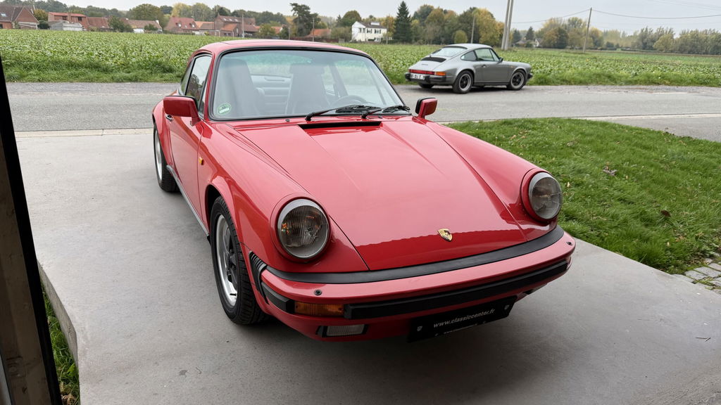 Porsche 911 Carrera 3.2