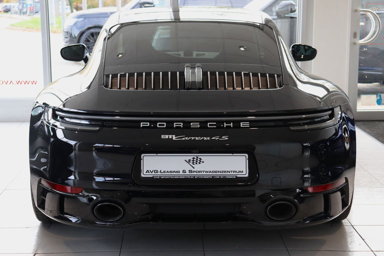 Porsche 992 Carrera 4S