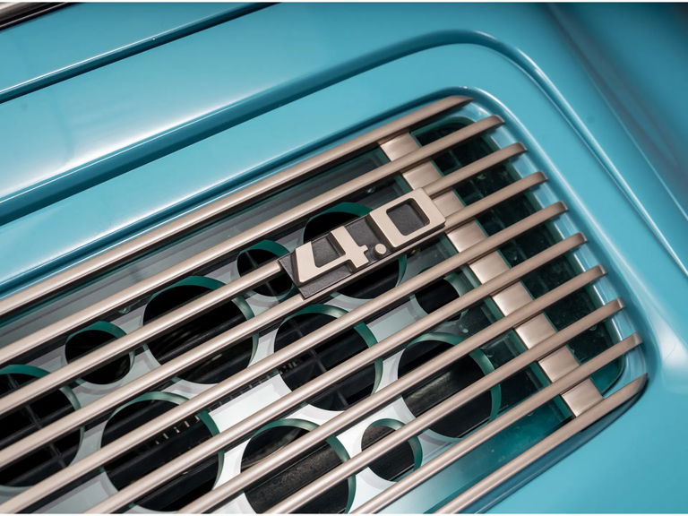 Porsche 911 Reimagined by Singer