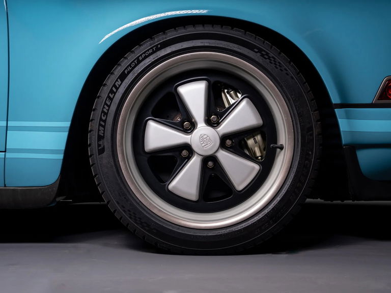 Porsche 911 Reimagined by Singer