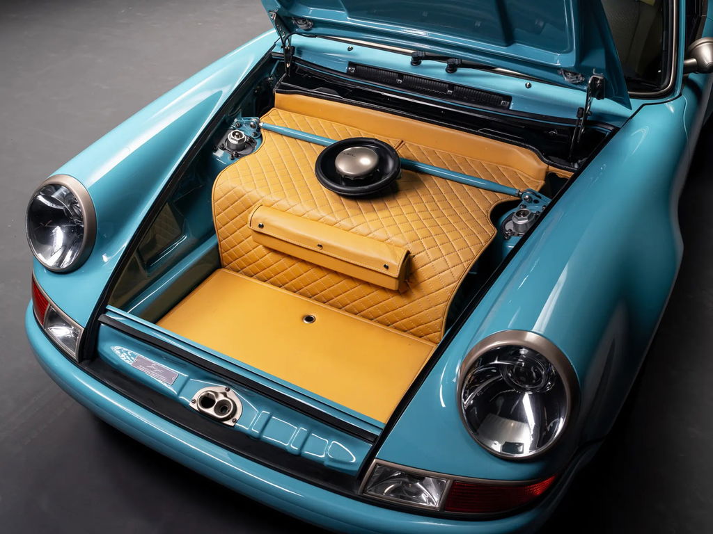 Porsche 911 Reimagined by Singer