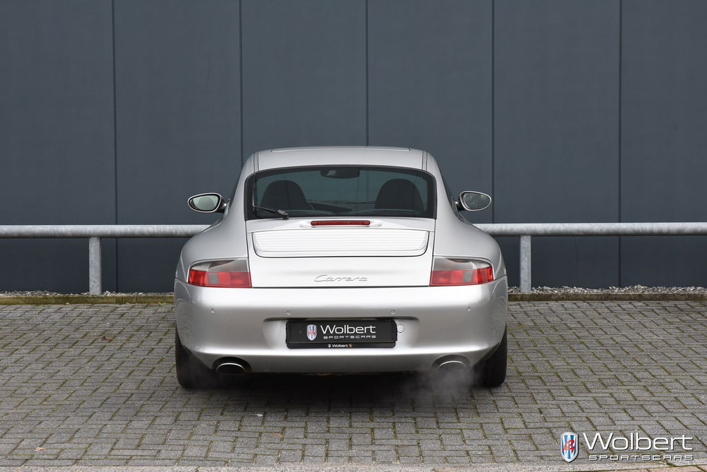 Porsche 996 Carrera