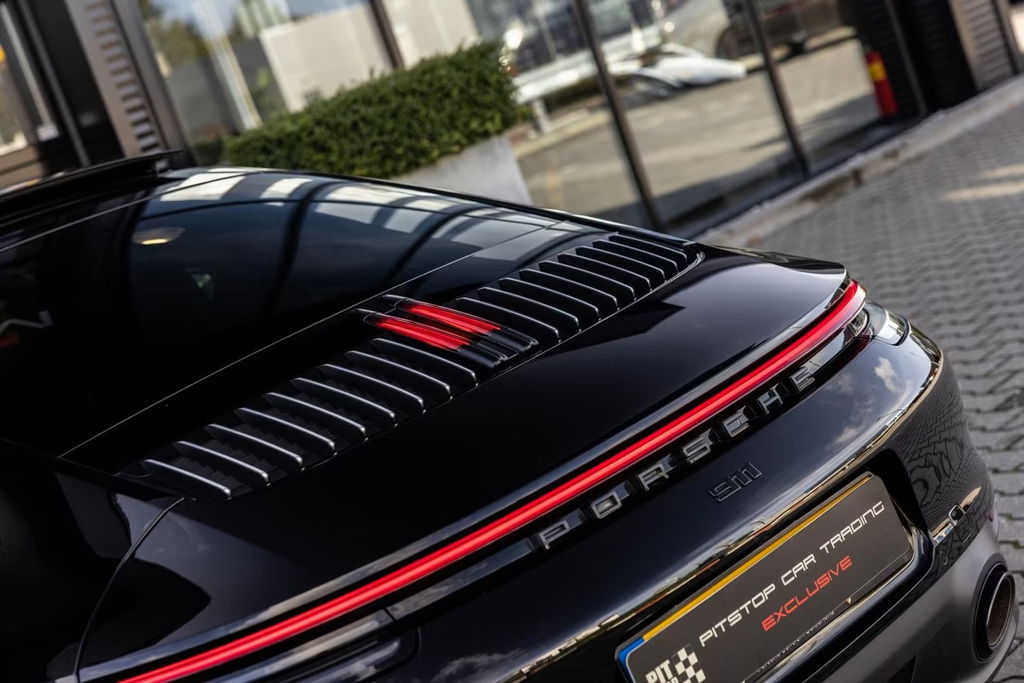 Porsche 992 Carrera 4S