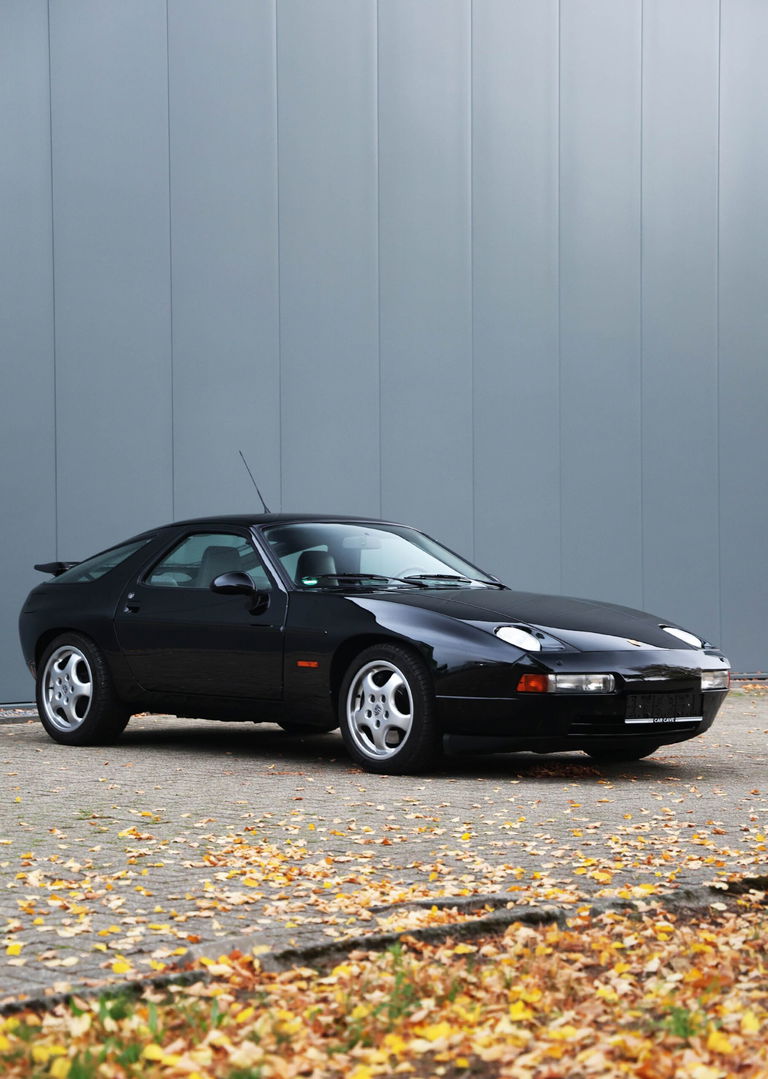 Porsche 928 GTS