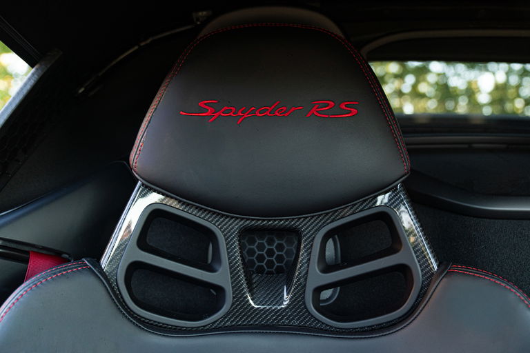 Porsche 718 Spyder RS