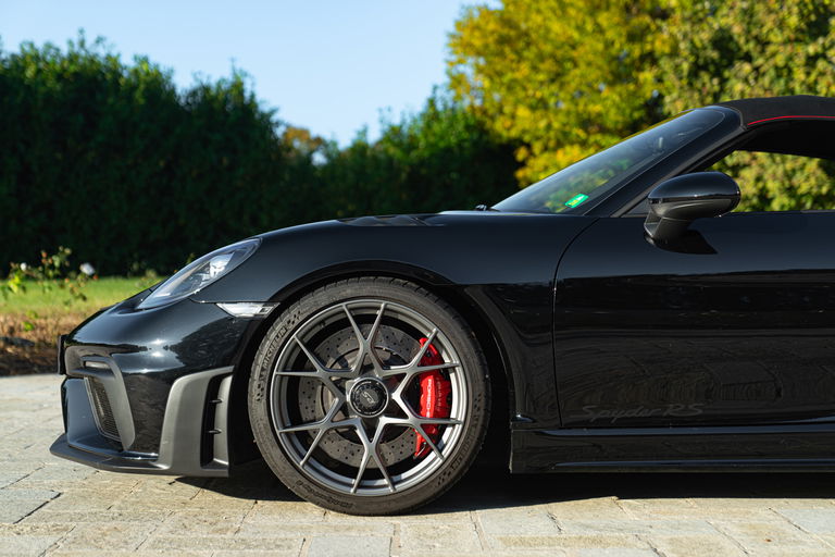 Porsche 718 Spyder RS