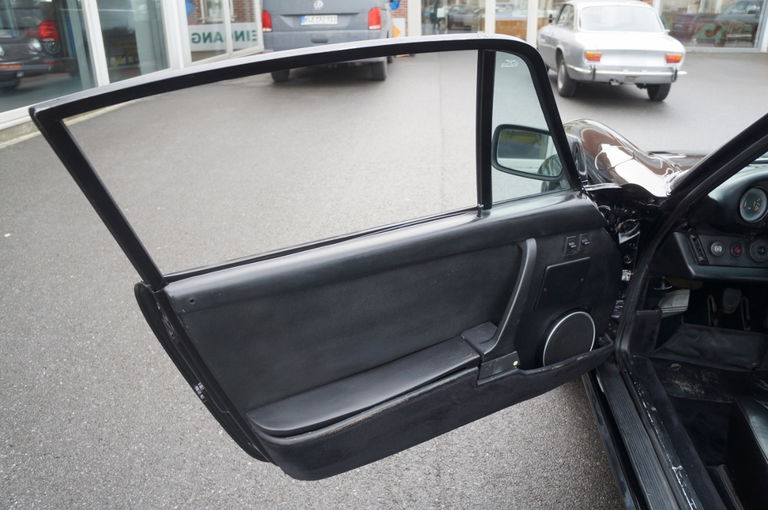 Porsche 911 Carrera (US)