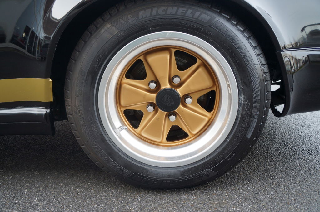 Porsche 911 Carrera (US)