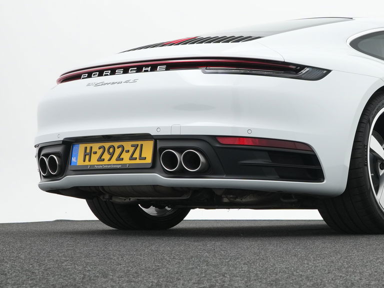 Porsche 992 Carrera 4S