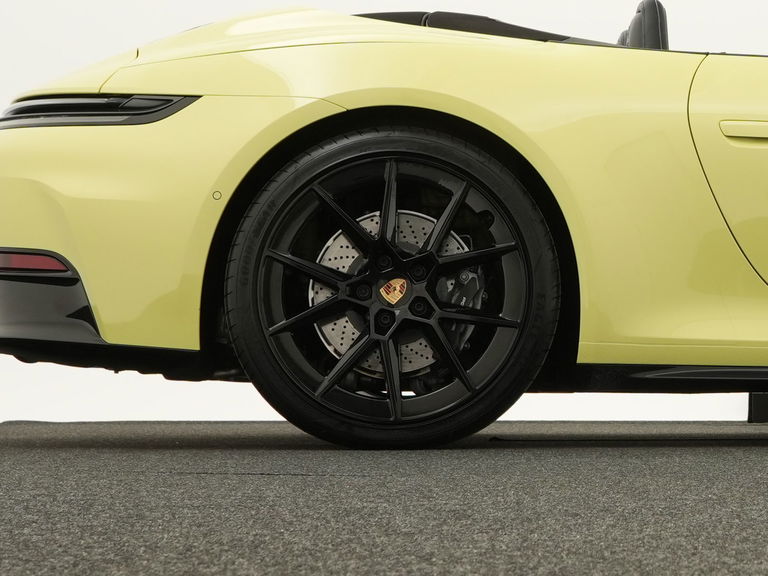 Porsche 992.2 Carrera