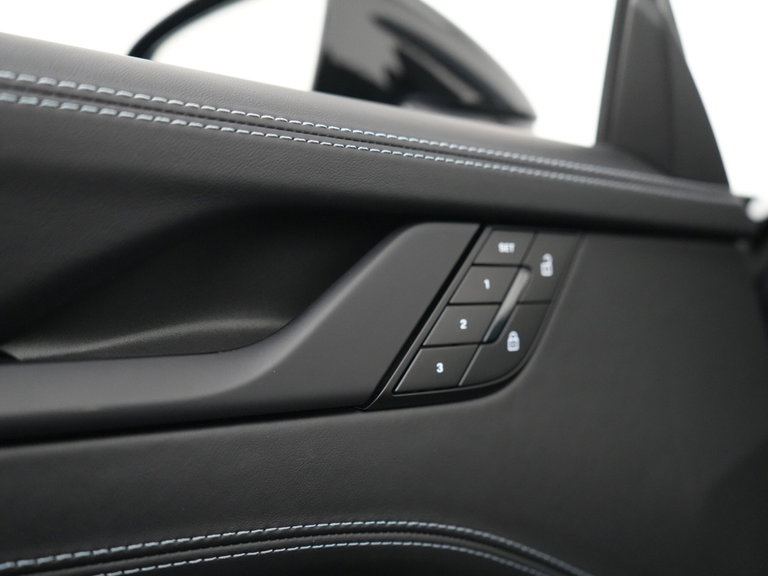 Porsche 992.2 Carrera GTS