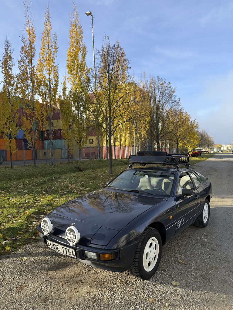 Porsche 924 S