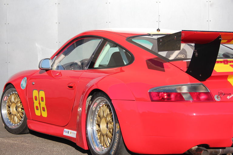 Porsche 996 GT3 R