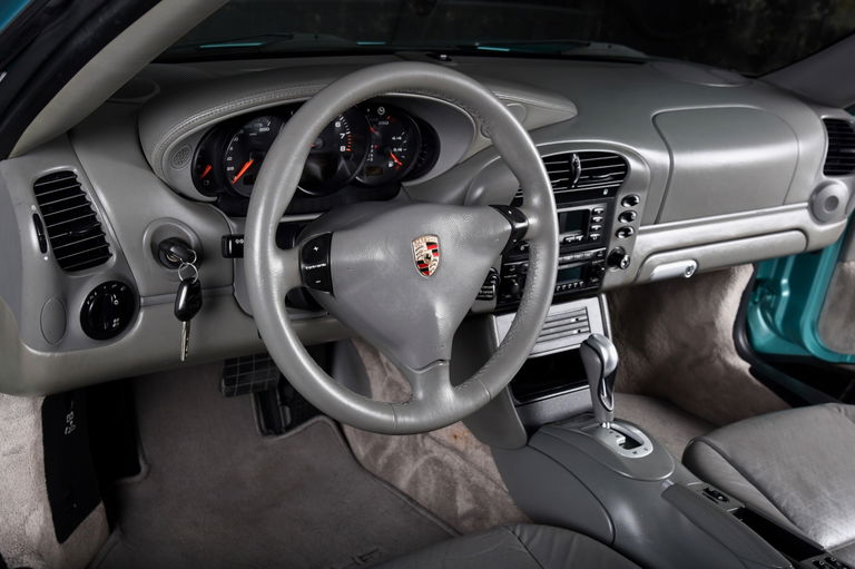 Porsche 996 Carrera 4S
