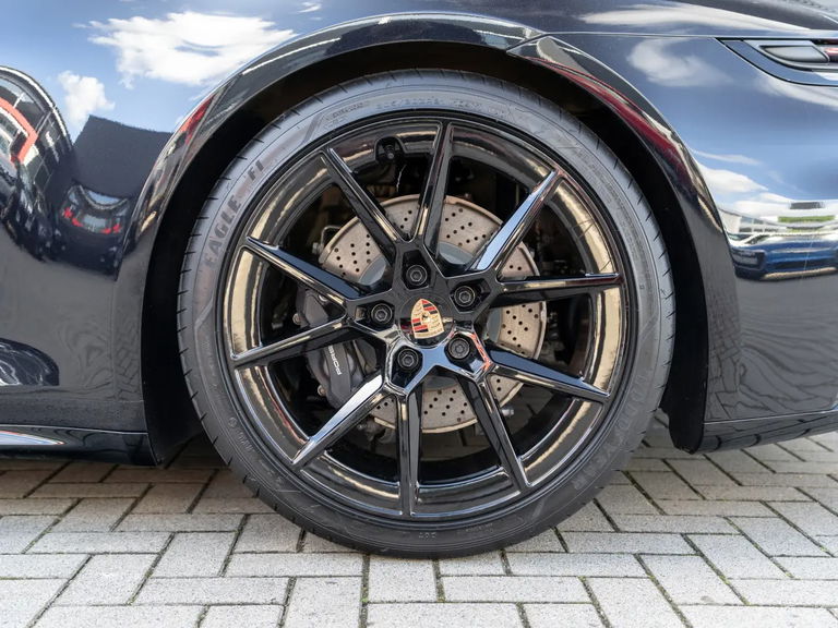 Porsche 992.2 Carrera T