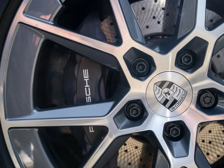 Porsche 992.2 Carrera T