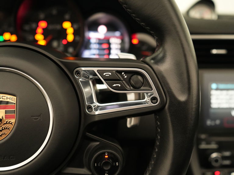 Porsche 991.2 Carrera 4 GTS