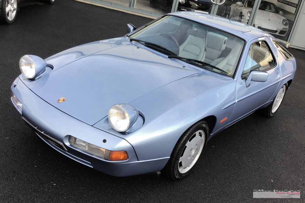 Porsche 928 S4