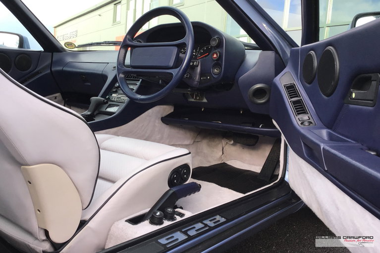 Porsche 928 S4