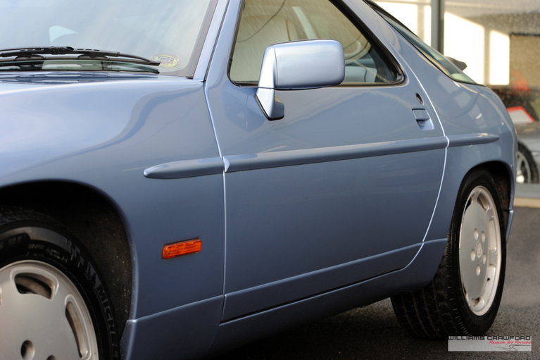 Porsche 928 S4