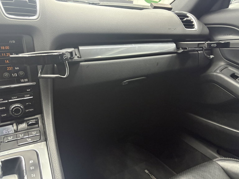 Porsche 981 Cayman S