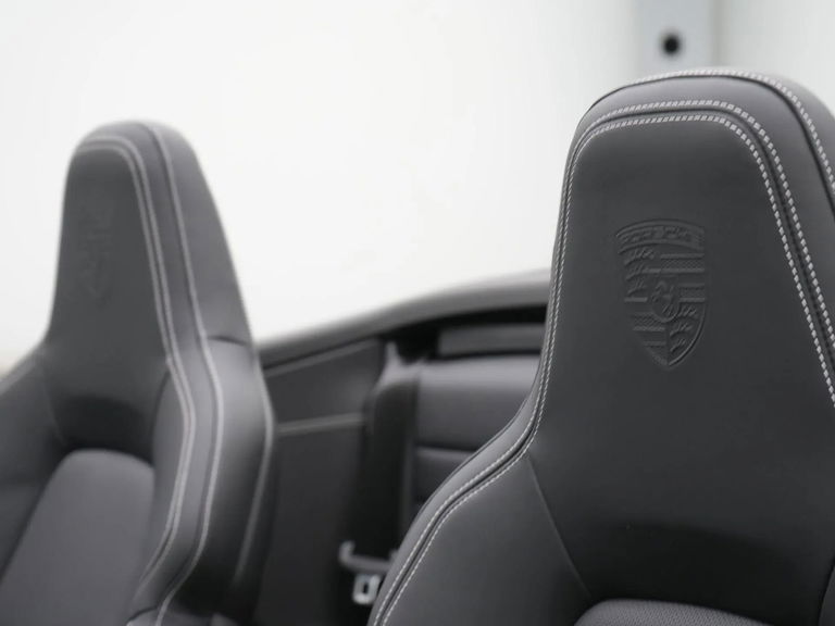 Porsche 992.2 Carrera