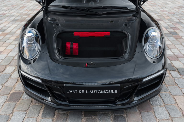 Porsche 991.2 Carrera GTS