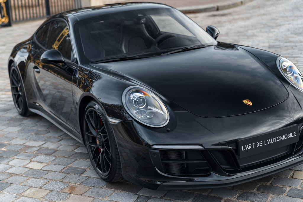 Porsche 991.2 Carrera GTS