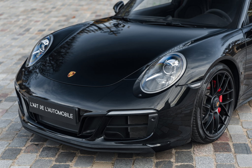 Porsche 991.2 Carrera GTS