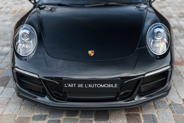 Porsche 991.2 Carrera GTS