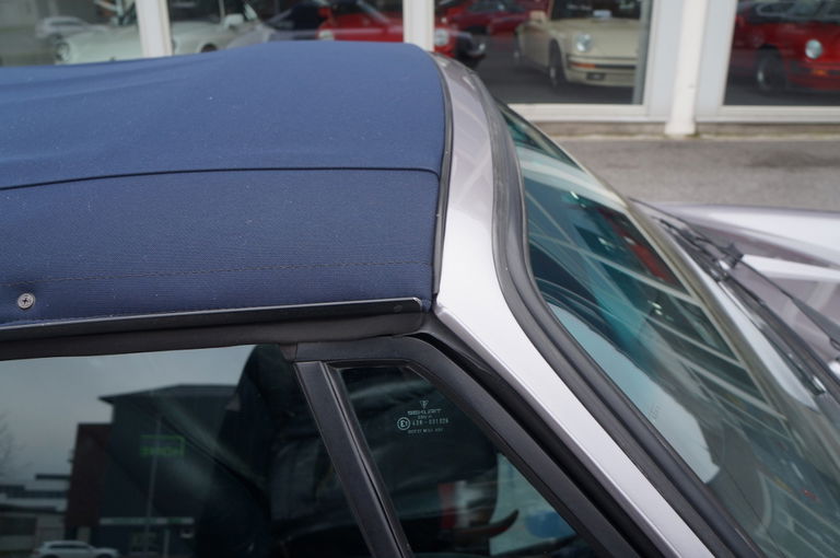 Porsche 911 Carrera 3.2 (US)