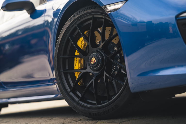 Porsche 991.2 Carrera 4 GTS