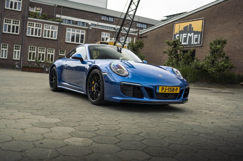 Porsche 991.2 Carrera 4 GTS